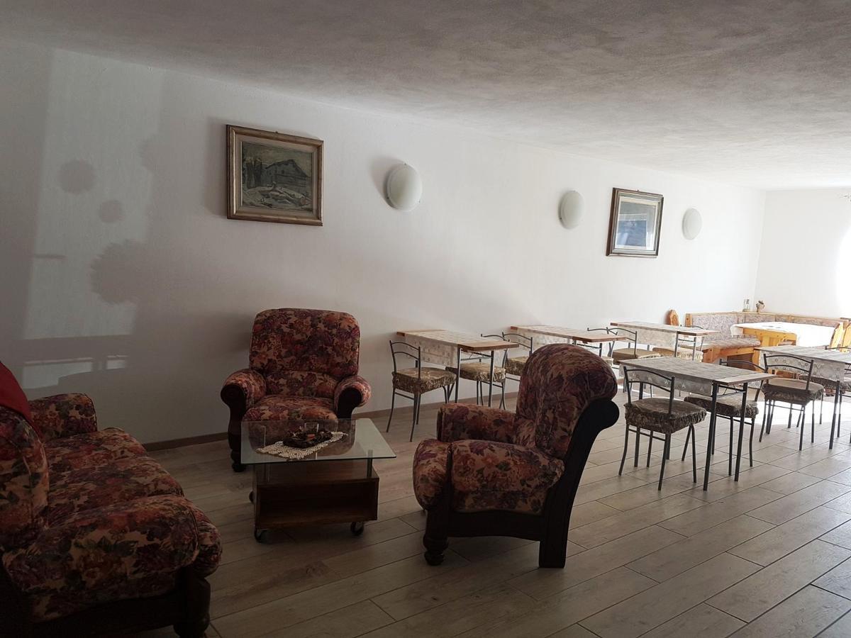 Il Girasole Hotel Saint-Vincent Bagian luar foto
