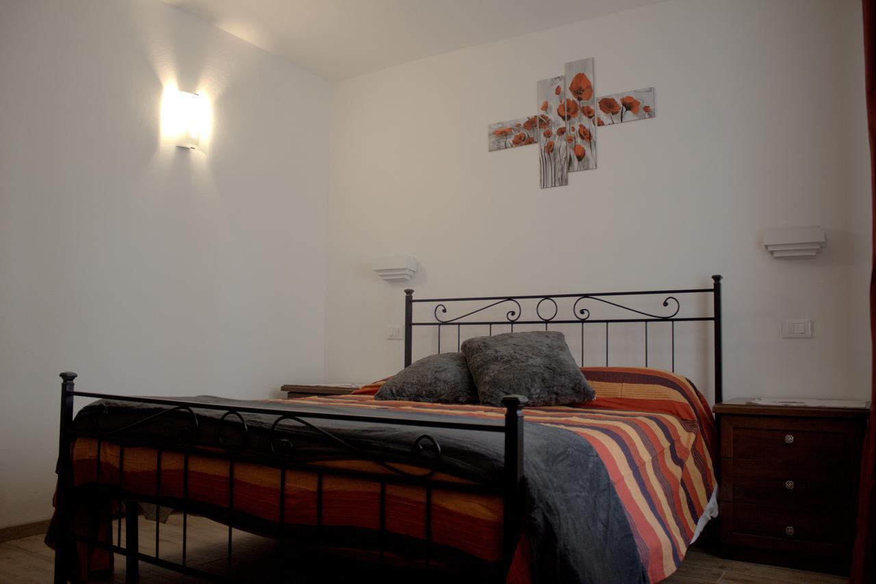 Il Girasole Hotel Saint-Vincent Bagian luar foto