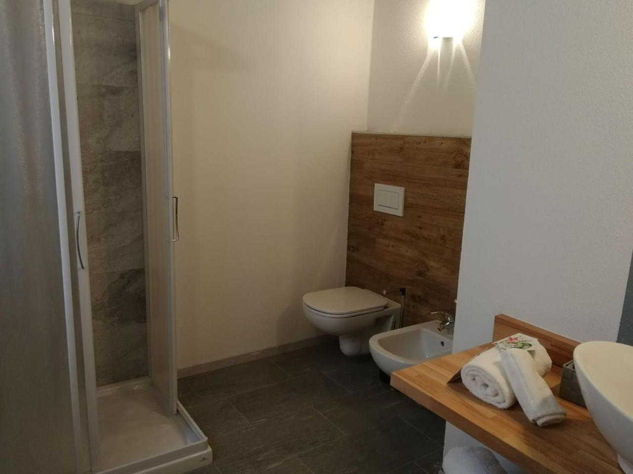 Il Girasole Hotel Saint-Vincent Bagian luar foto